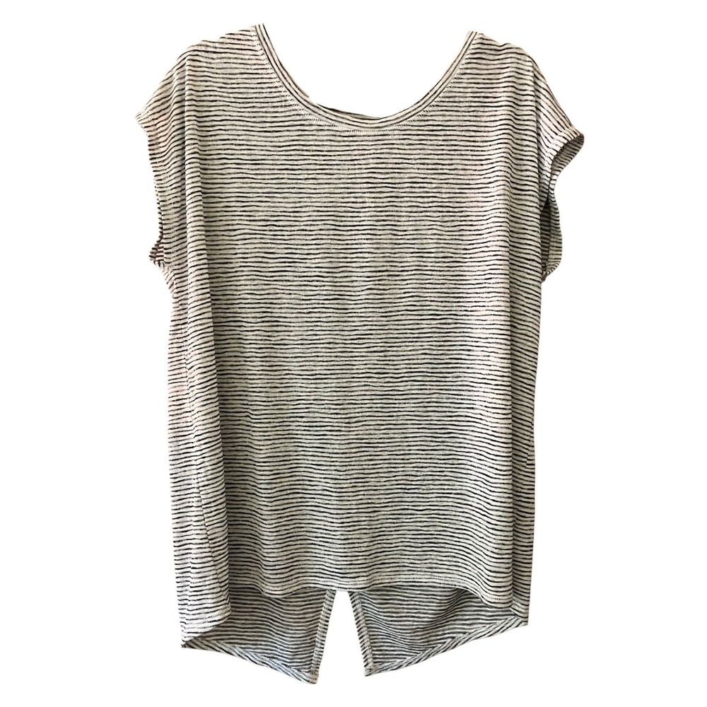 Athleta striped breezy flyaway back cap sleeve knit t shirt - Picture 3 of 9